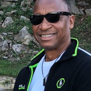 Meet your Posher, Eric